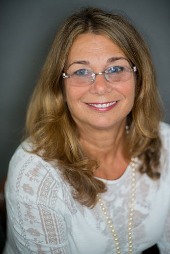 Dr. Joanne Cummings